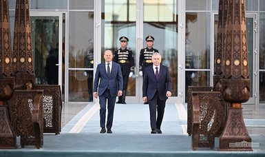 Uzbekistan’s president hosts German chancellor