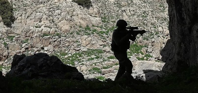 TÜRKIYE NABS PKK/PYD TERRORIST AT BORDER WITH SYRIA