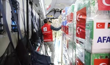 9th humanitarian aid ship from Türkiye arrives in Egypt full of aid for Gaza