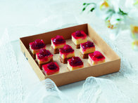 Frambuazlı Mini Cheesecakeler