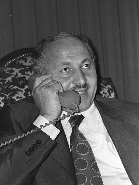 ’Dava’ya atılan imza: Erbakan