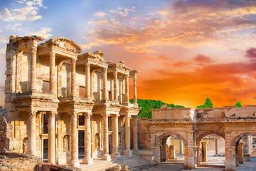 Efes 8500 yıllık yolculuğa çıkarıyor