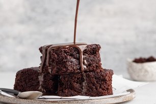 Bol Çikolatalı ve Kestaneli Brownie