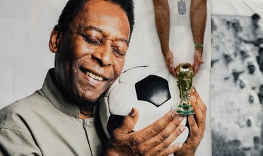 'The king of football has left us': Mbappé, Messi pay tribute to Pelé