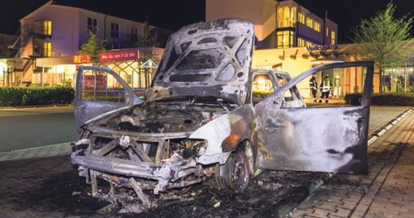 Soyguncular yine otomat uçurdu