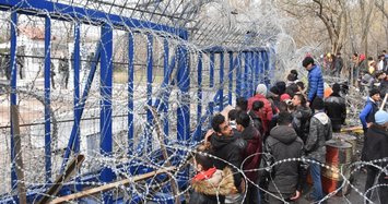 Turkey evacuates 5,800 asylum seekers from Greek border