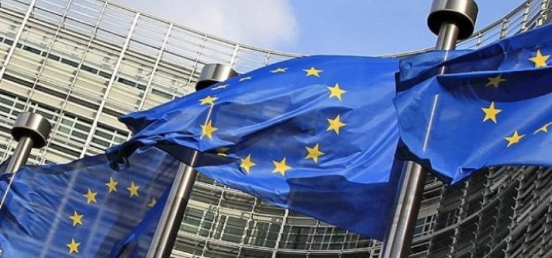 EU GRANTS CITIZENSHIP TO 825K IN 2017