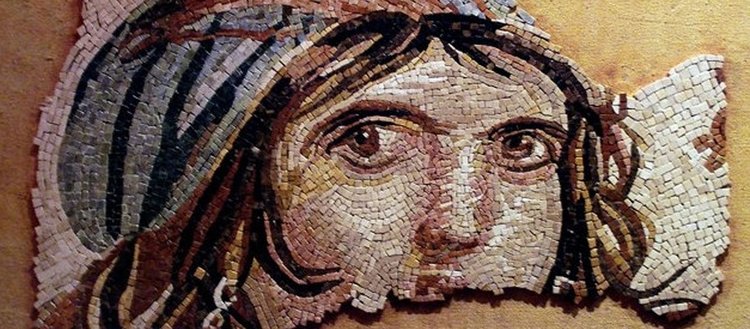 ’Çingene Kızı’ mozaiğinin parçaları sergiye hazırlanıyor