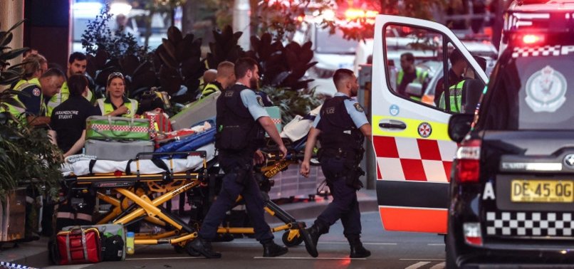 SHOPPING CENTER IN SYDNEY EVACUATED AMID REPORTS OF MULTIPLE STABBINGS, POTENTIAL DEATHS
