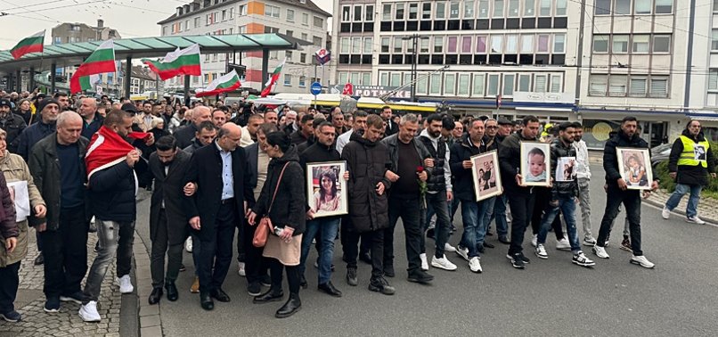 PROTESTERS CALL FOR ARREST OF THOSE INVOLVED IN SOLINGEN ARSON ATTACK ON TURKISH-ORIGIN BULGARIAN FAMILY
