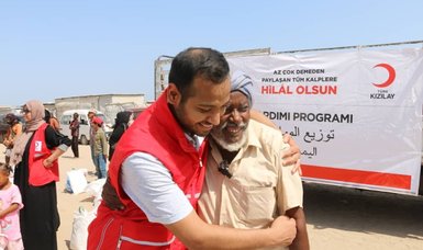 Turkish humanitarian groups send food aid to families in Yemen