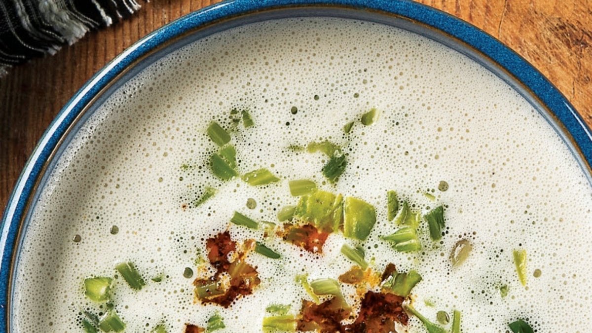 Ispanak Kökü Çorbası