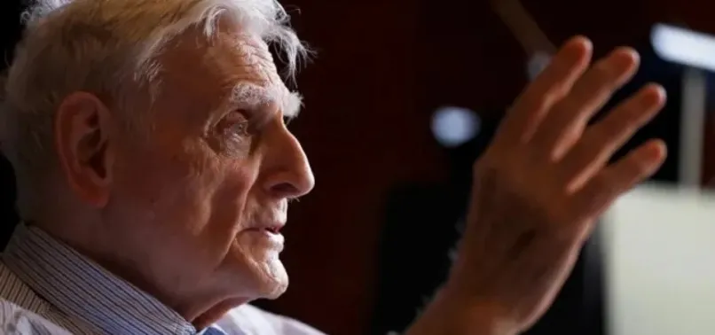 Li Battery Inventor Nobel-winning lithium battery inventor John Goodenough dies at 100 - anews