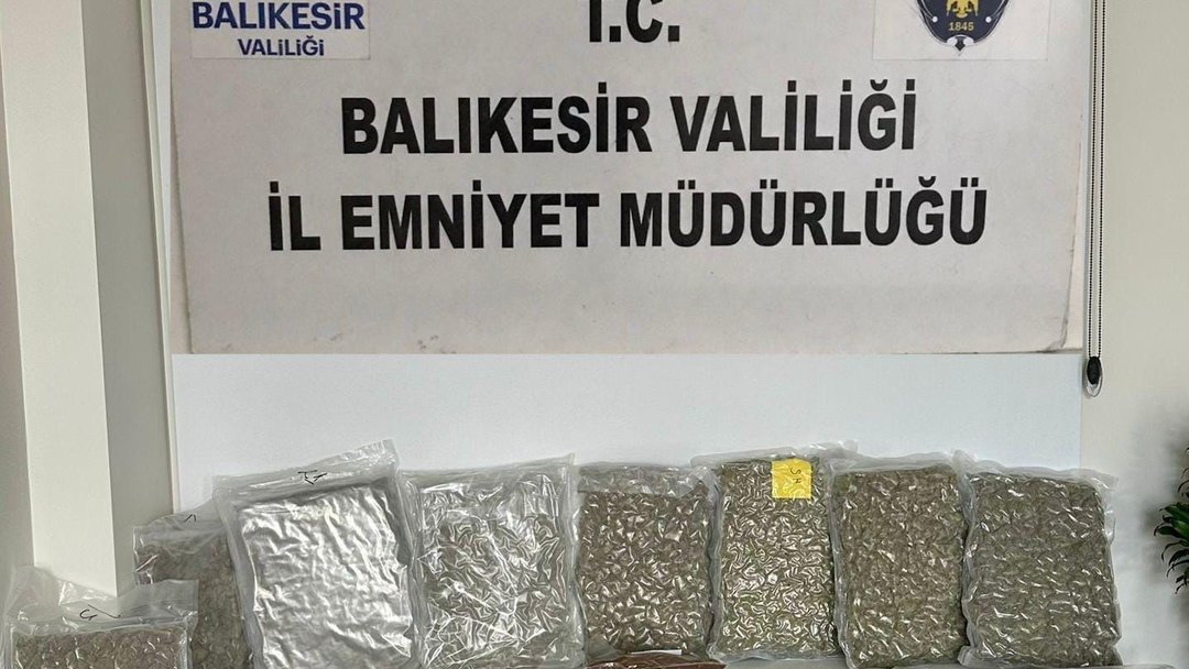 ZEHİR TACİRLERİNE OPERASYON