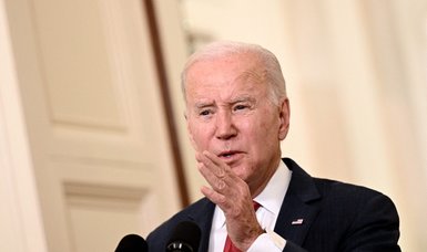 Biden vows to hold airlines ‘accountable’ amid flight cancellations