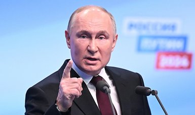 Putin wants to strengthen role of military, security organizations