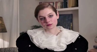 Emma Corrin Prenses Dianaya Teşekkür Etti
