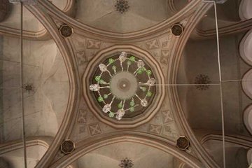 Gönülleri maneviyat ile yoğuran bir hak dostu