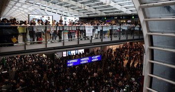 Hong Kong airport shuts down amid pro-democracy protest