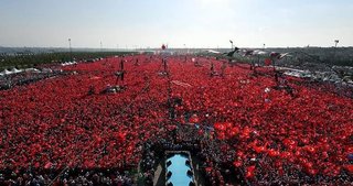 Toplum bağları çok güçlü ilerliyor