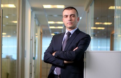 EMREALAMANÇÖZÜMBİRLİKTEÇALIŞMAKTA
