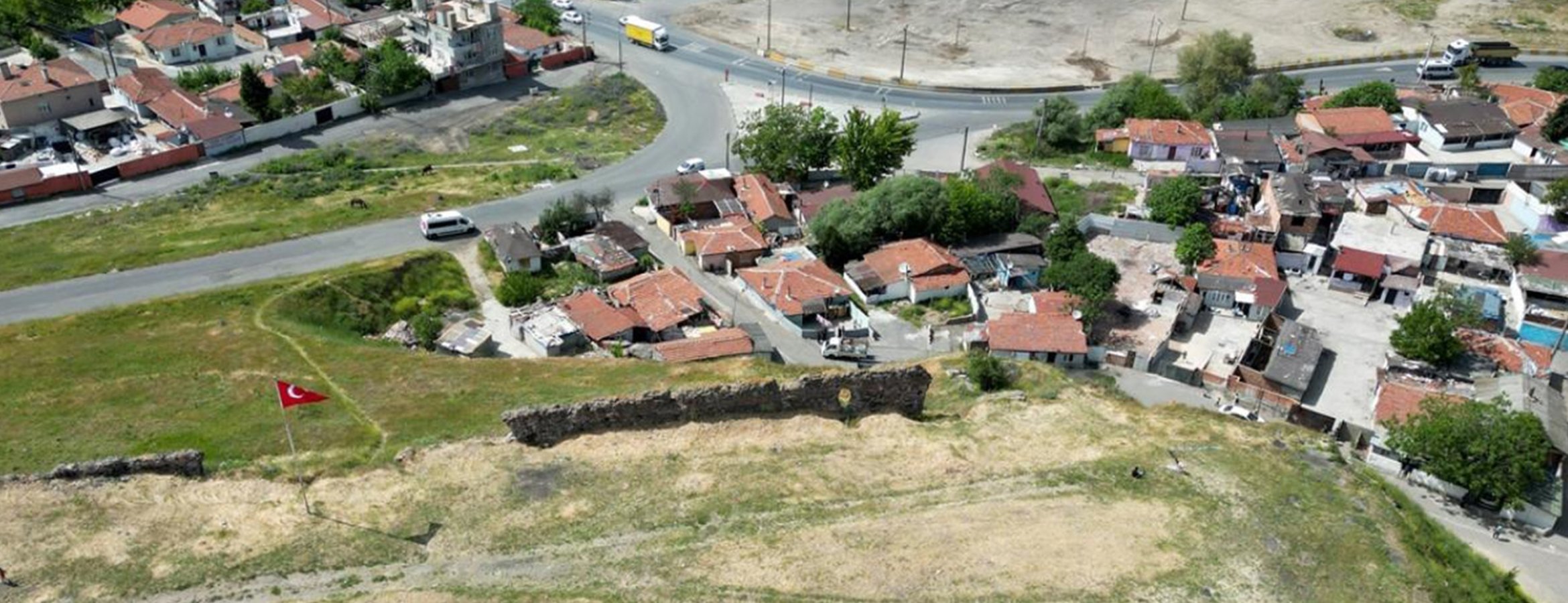 Orta Çağ’da inşa edilen Çorlu Kalesi’nde arkeolojik kazılar sürüyor