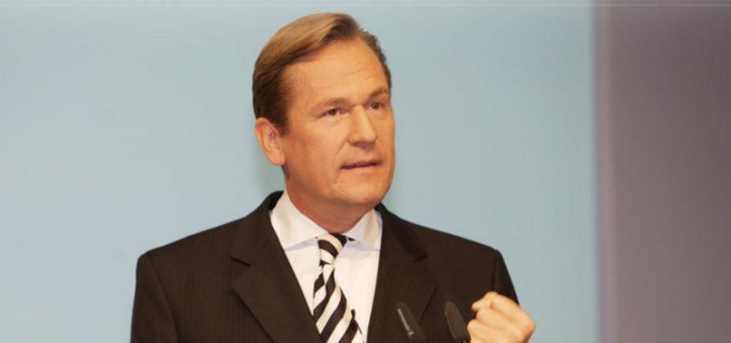 AXEL SPRINGER: THE ERA OF THE OLD MEDIA MOGULS IS OVER