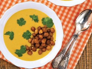 Çıtır Nohutlu Bal Kabağı Çorbası Tarifi