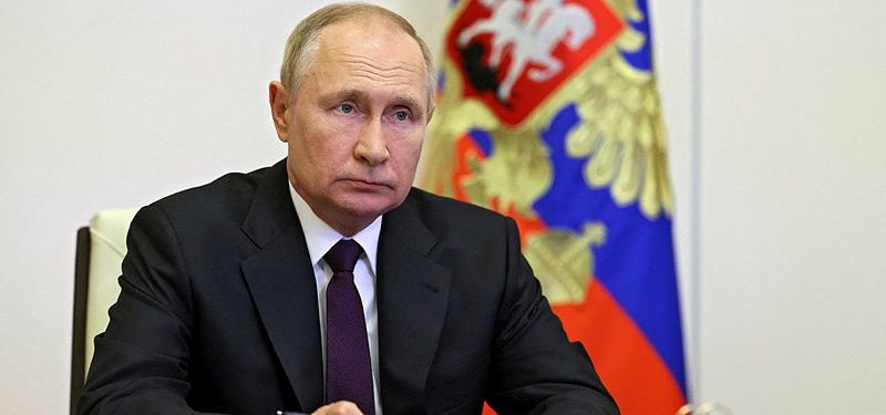 Russian council faces dissolution after call for Putin's removal