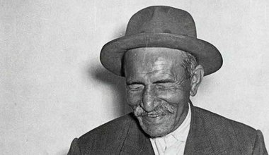 GENİŞ YÜREKLİ BİLGE: ÂŞIK VEYSEL