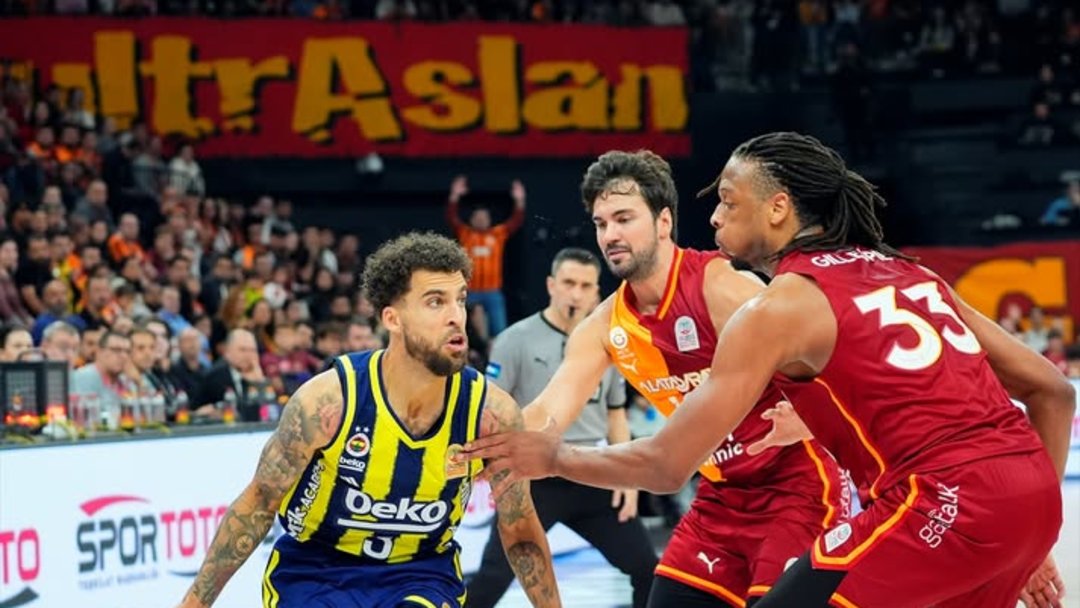 DERBİDE KAZANAN FENERBAHÇE BEKO