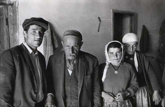 Âşık Veysel’in dünyasını aydınlatan şiirleri