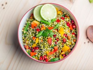 Maş Fasulyeli Narlı Salata