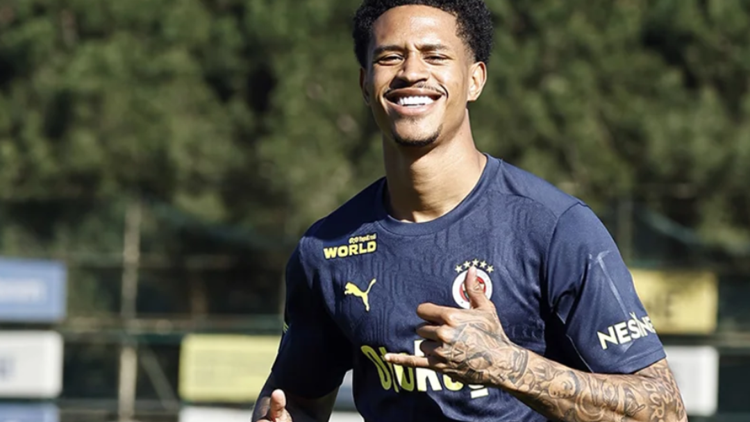 JAYDEN OOSTERWOLDE İLE 3 YIL DAHA