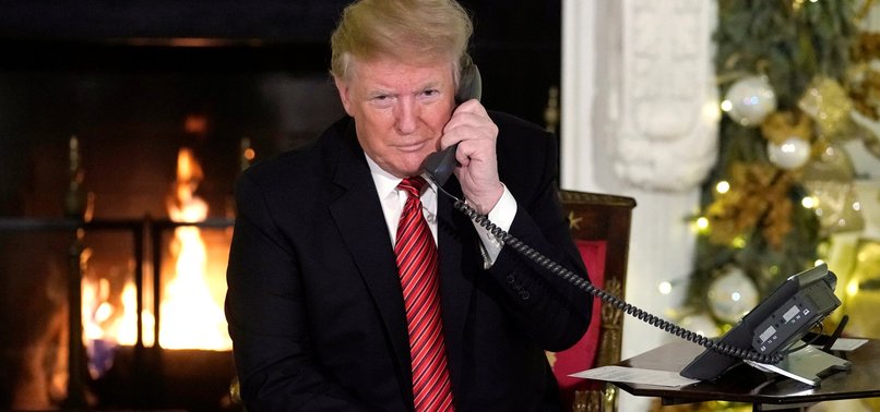 EX-OFFICIAL: TRUMPS PAST PHONE-CALL MEMOS ALSO CONCEALED