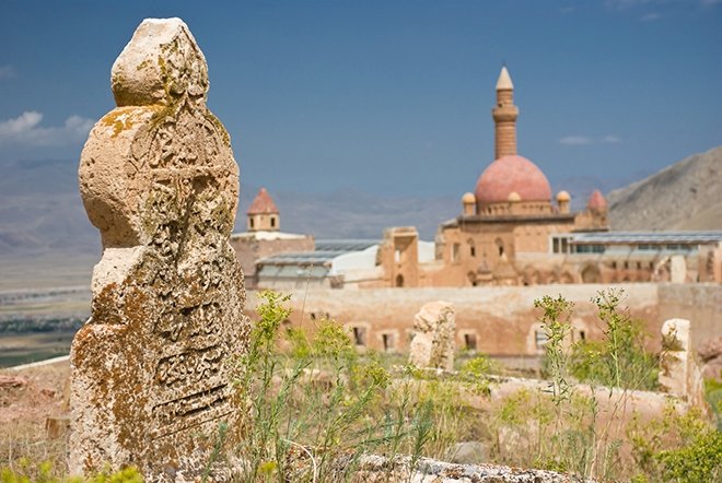 Doğu’nun mücevheri İshak Paşa Sarayı