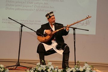 Uygur halk ozanı: Abdurehim Heyit