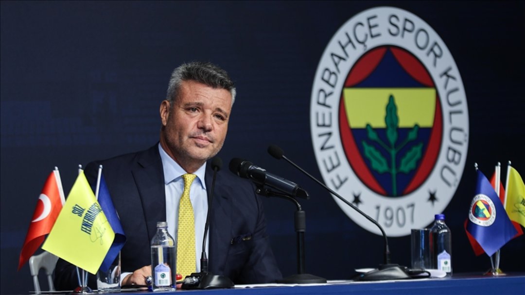 FUTBOL AKLINDA VE İLETİŞİMDE SIKINTI VAR