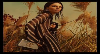 Kendall Jenner Roberto Cavalli için kamera karşısında