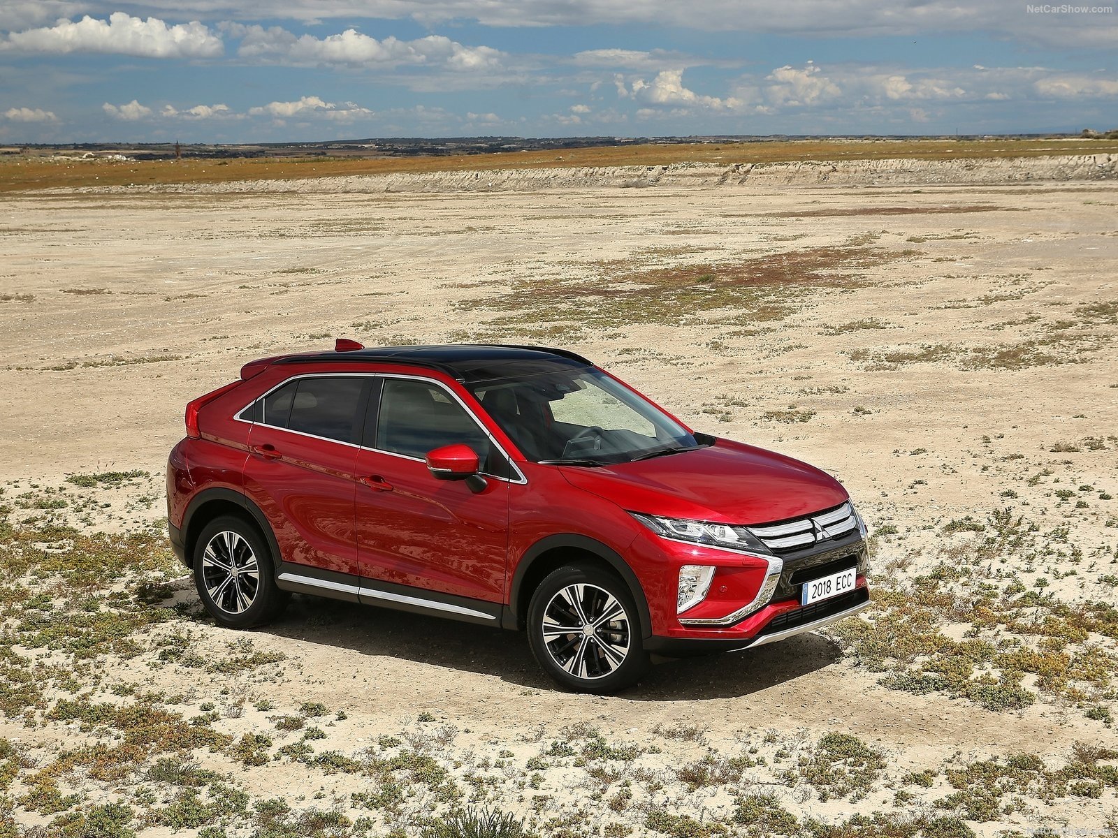Митсубиси кросс. Mitsubishi Eclipse Cross. Mitsubishi Eclipse Cross 2017. Мицубиси Эклипс кросс 2018. Мицубиси Eclipse Cross.