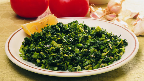 Pancar Yaprağı Salatası