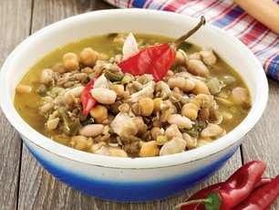 Bakliyatlı Tavuk Çorbası Tarifi