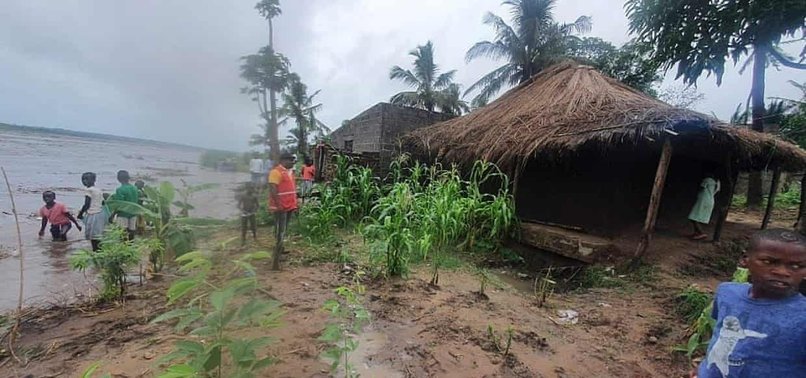 TROPICAL STORM ANA KILLS 19 IN MALAWI