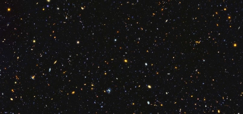 NASAS HUBBLE SPACE TELESCOPE CAPTURES 15,000 GALAXIES IN STUNNING ULTRAVIOLET PICTURE