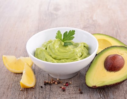 Avokadolu Yoğurtlu Dip Sos Tarifi