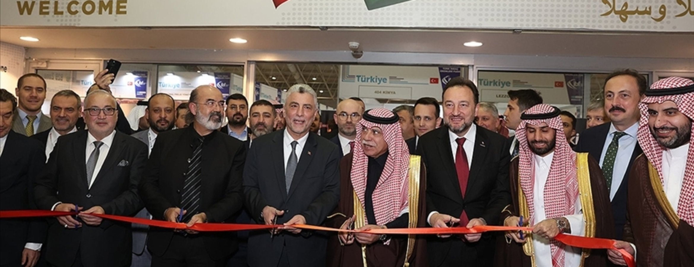 Bakan Bolat, Riyad’da Yerleşik Müteahhitlerle İşbirliği Toplantısı’na katıldı