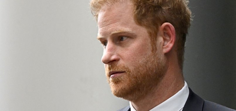 PRINCE HARRY ACCEPTS SUBSTANTIAL DAMAGES TO SETTLE MIRROR GROUP CASE