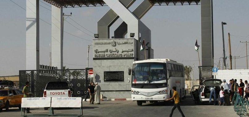 EGYPT OPENS RAFAH CROSSING FOR GAZA PILGRIMS