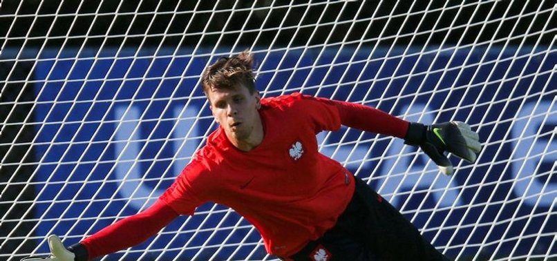 KEEPER SZCZESNY SEALS JUVE MOVE
