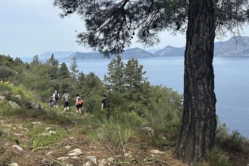 Likya Yolu’nda bahar hareketliliği